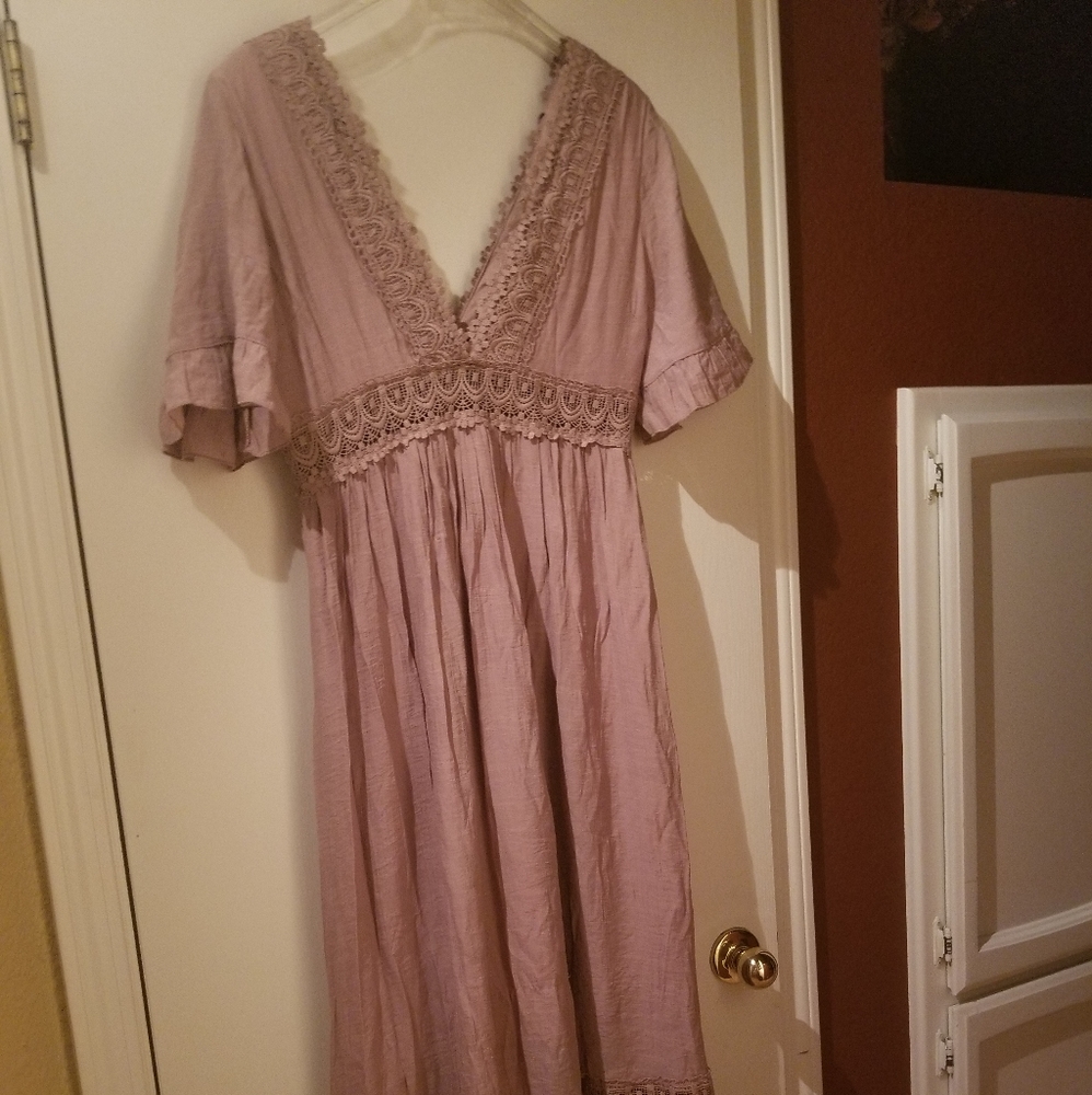 NWT Wishlist Apparel Blush Pink Lace Maxi Dress
